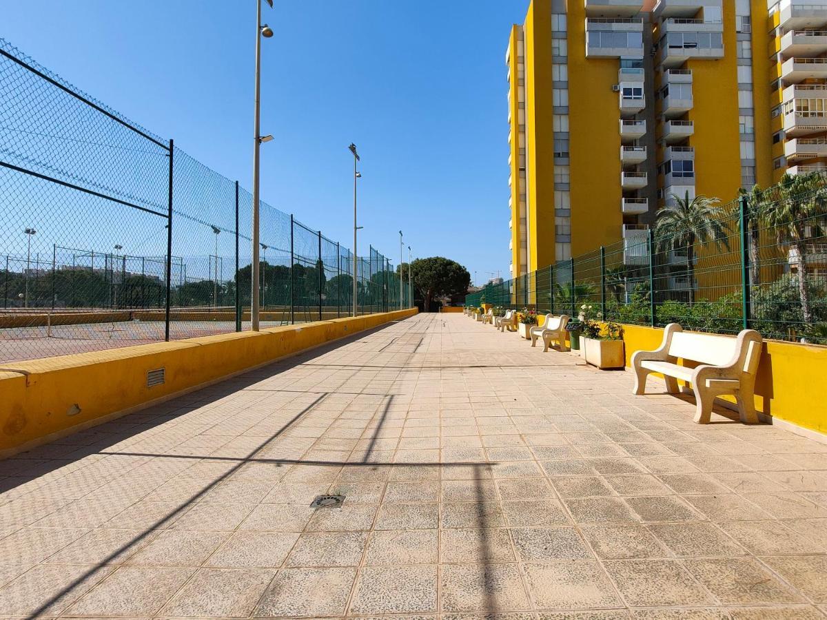 Apartament Global Properties, Practico Con Piscina En Residencial Brezo Canet *